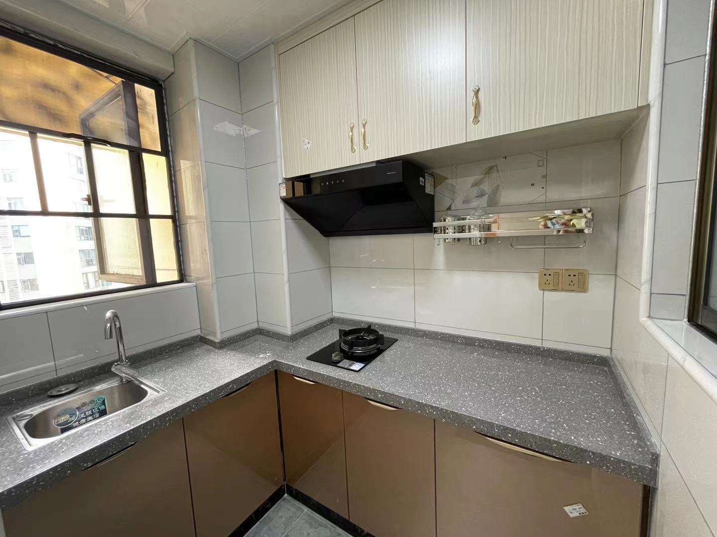 百弘学府城 2室1厅1卫 1000.0元/月 百弘学府城 2室1厅1卫 1000.0元/月室内图