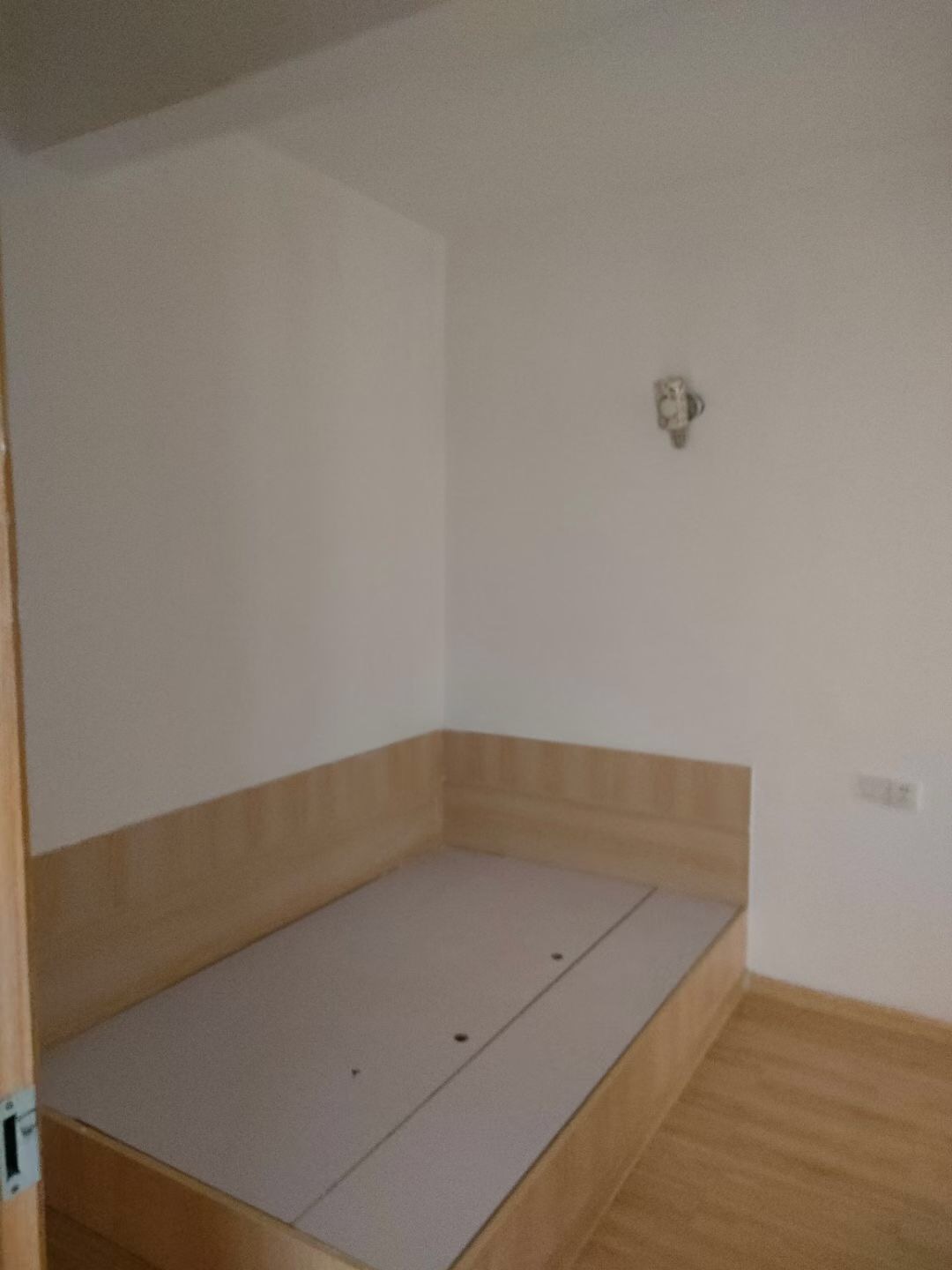 新概念 2室1厅1卫 1300.0元/月 新概念 2室1厅1卫 1300.0元/月室内图