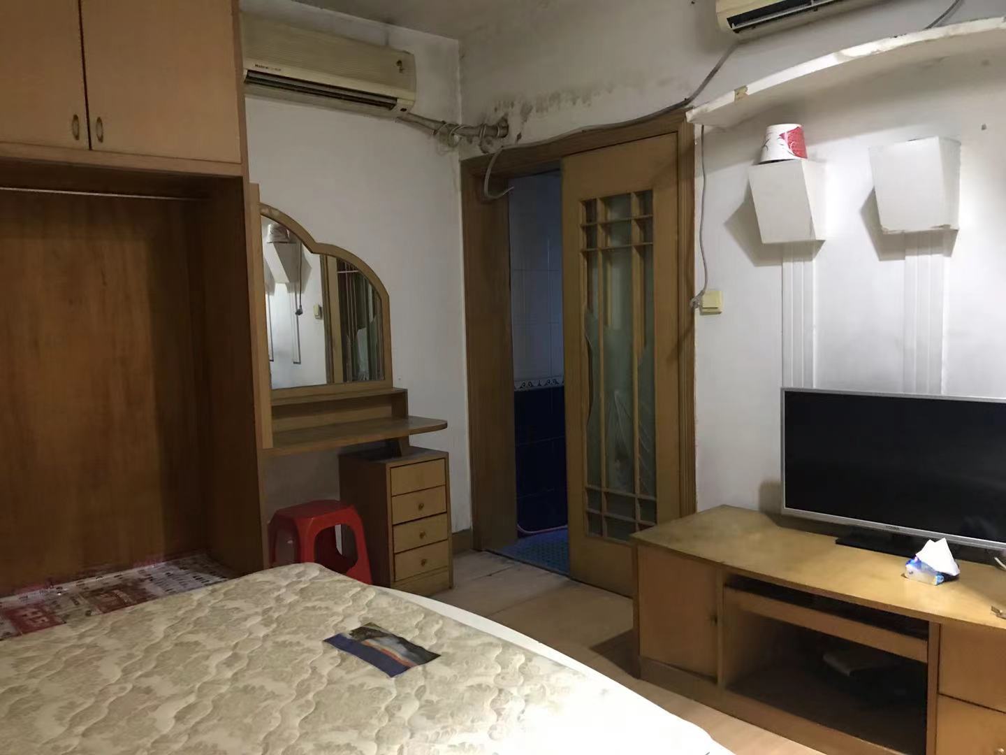 西牌楼社区  2室1厅1卫    2500.0元/月室内图