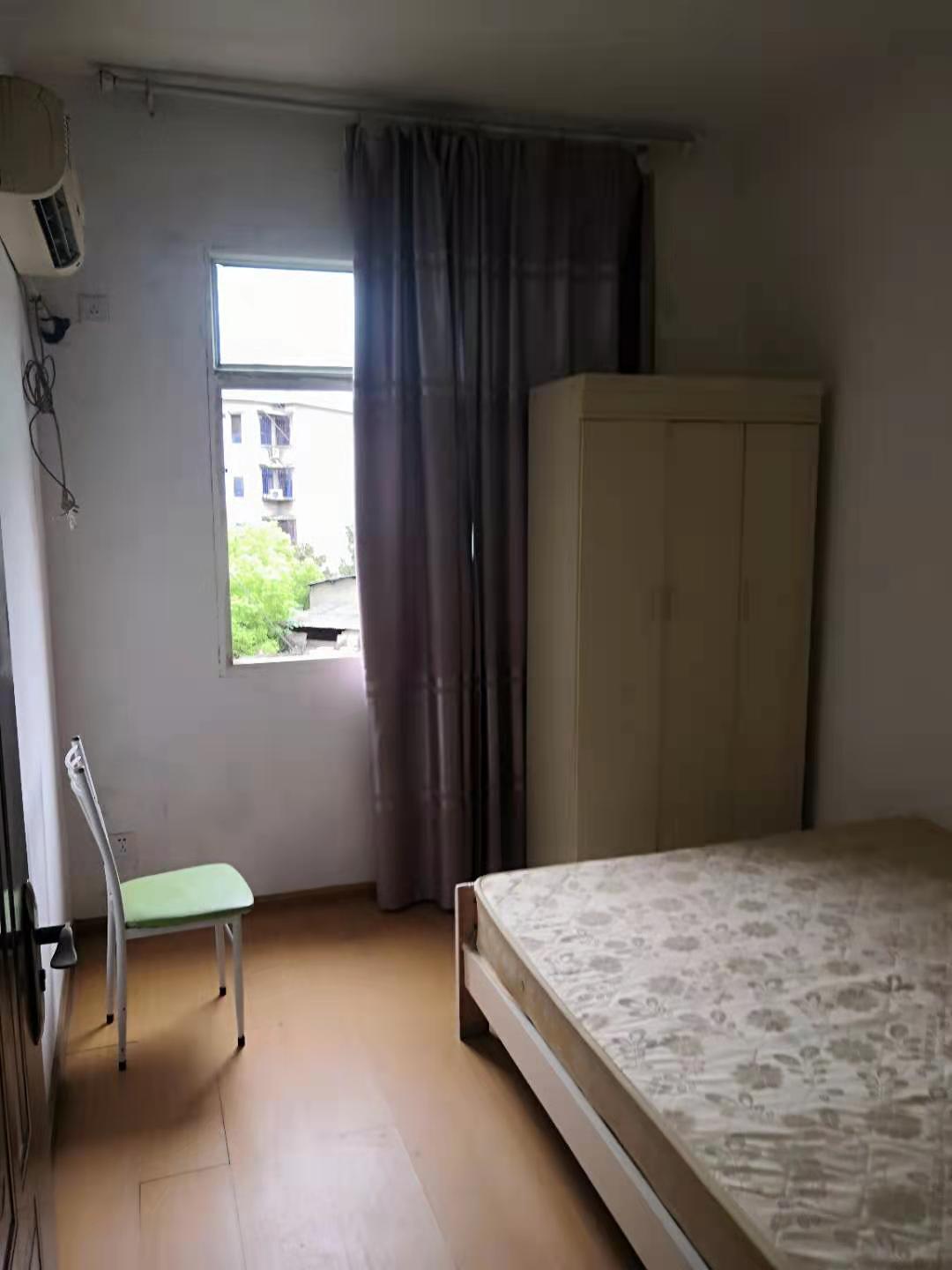 荷叶塘散户 2室1厅1卫 900.0元/月 荷叶塘散户 2室1厅1卫 900.0元/月室内图