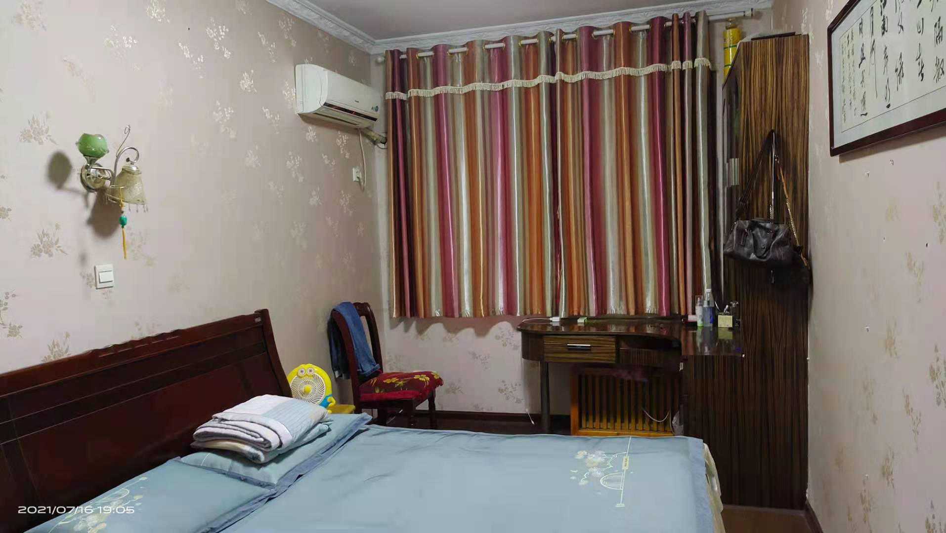 芙蓉小区新华东路123号 2室2厅1卫 1200.0元/月 芙蓉小区新华东路123号 2室2厅1卫 1200.0元/月室内图