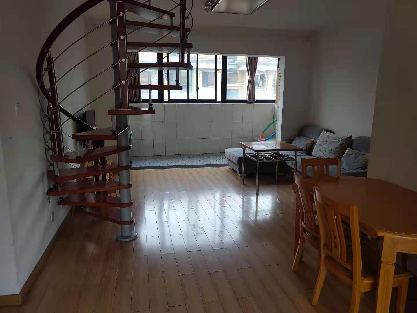 金色荷塘 2室2厅1卫 1400.0元/月 金色荷塘 2室2厅1卫 1400.0元/月室内图