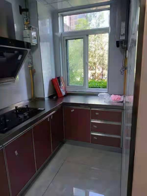 江林新城  1室2厅1卫   1800.00元/月室内图