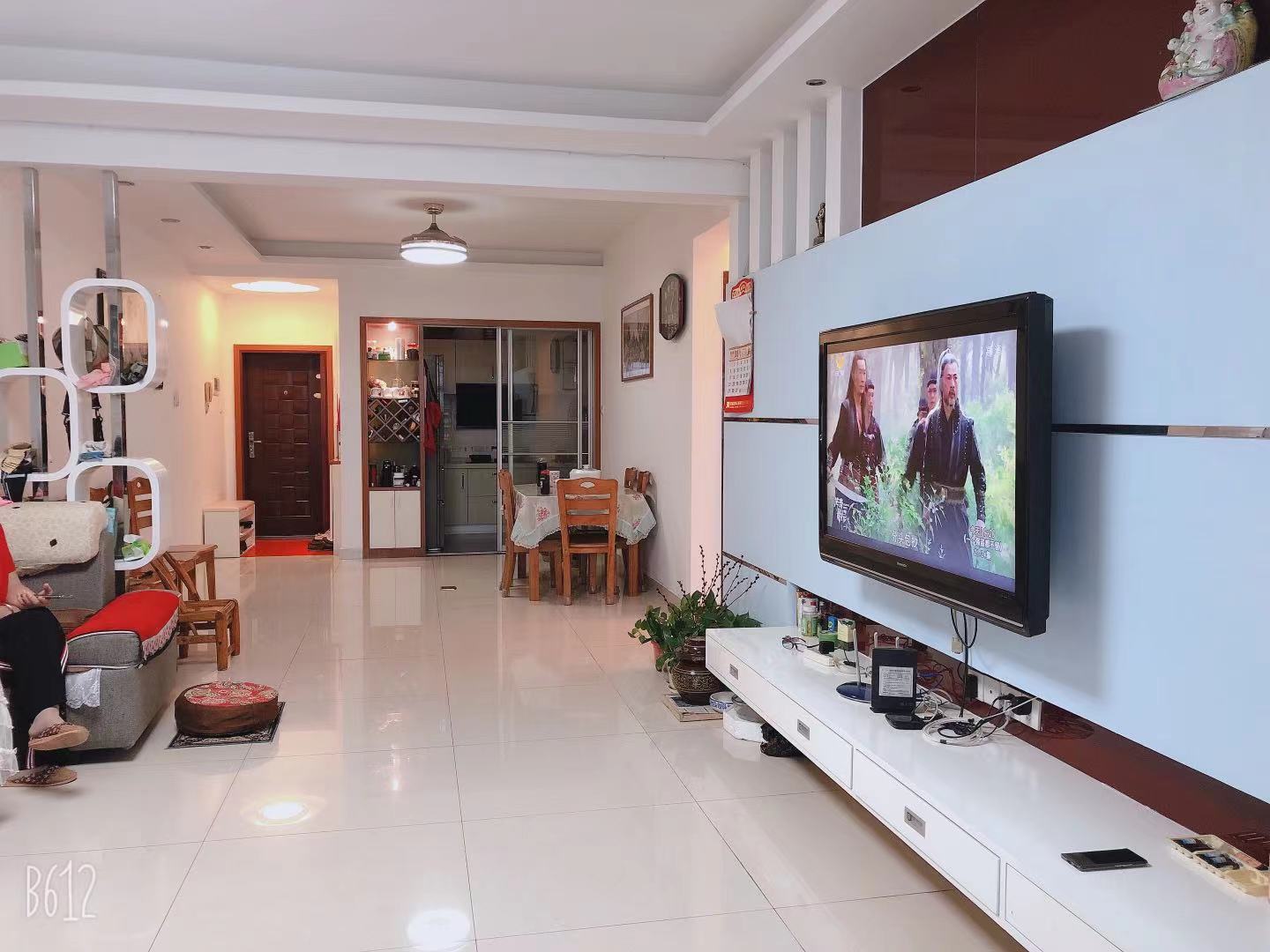 碧水馨城 3室2厅2卫 85.8万 碧水馨城 3室2厅2卫 85.8万