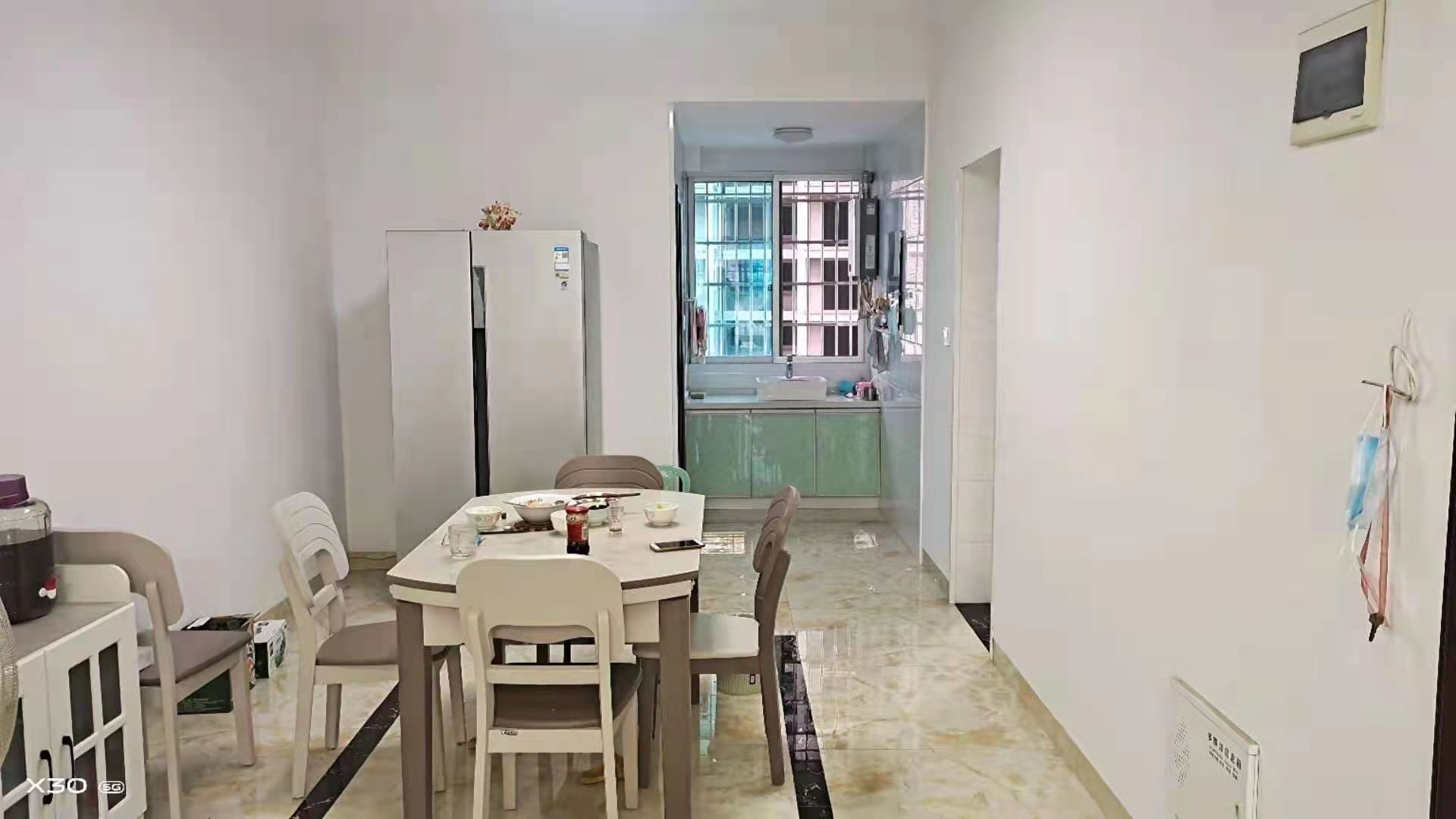 华联小区  2室2厅1卫    1500.0元/月 华联小区  2室2厅1卫    1500.0元/月室内图