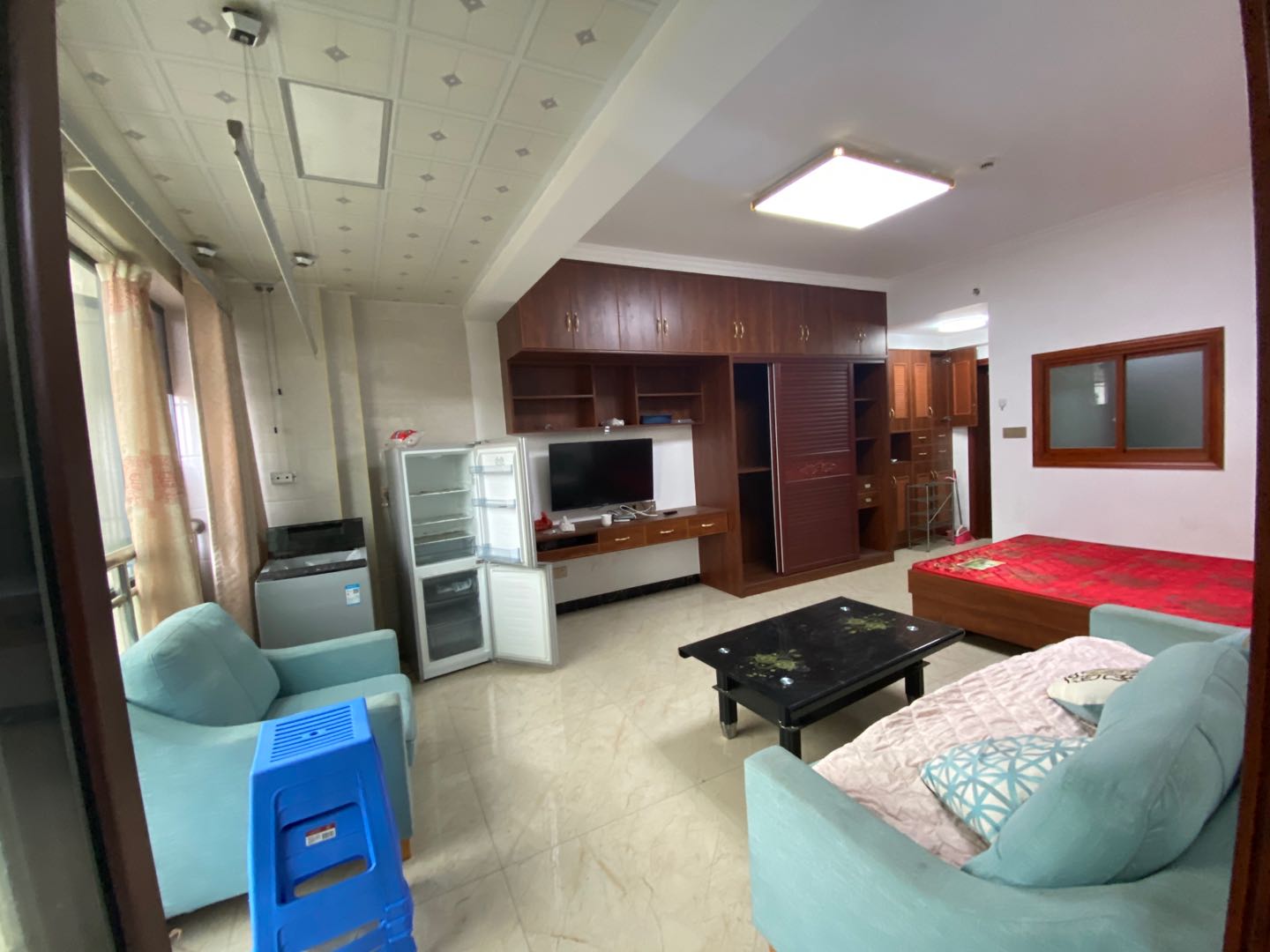 九圆大厦  1室1厅1卫    35.0万 九圆大厦  1室1厅1卫    35.0万卧室