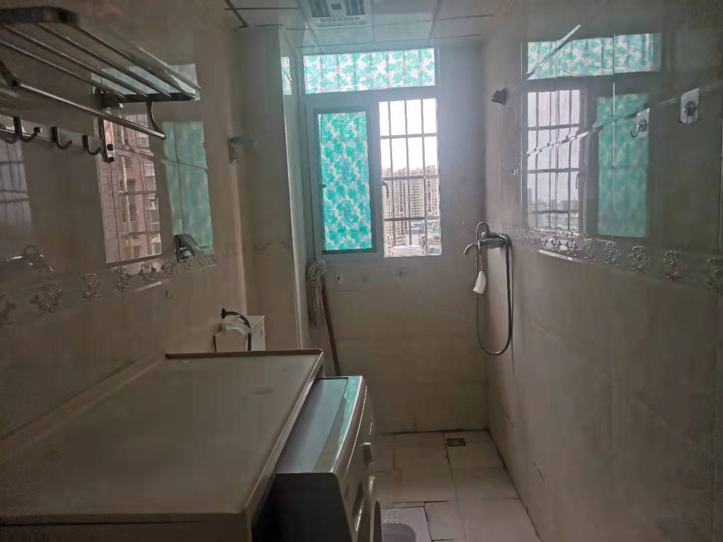 湘中园 2室1厅1卫 1280.0元/月 湘中园 2室1厅1卫 1280.0元/月室内图