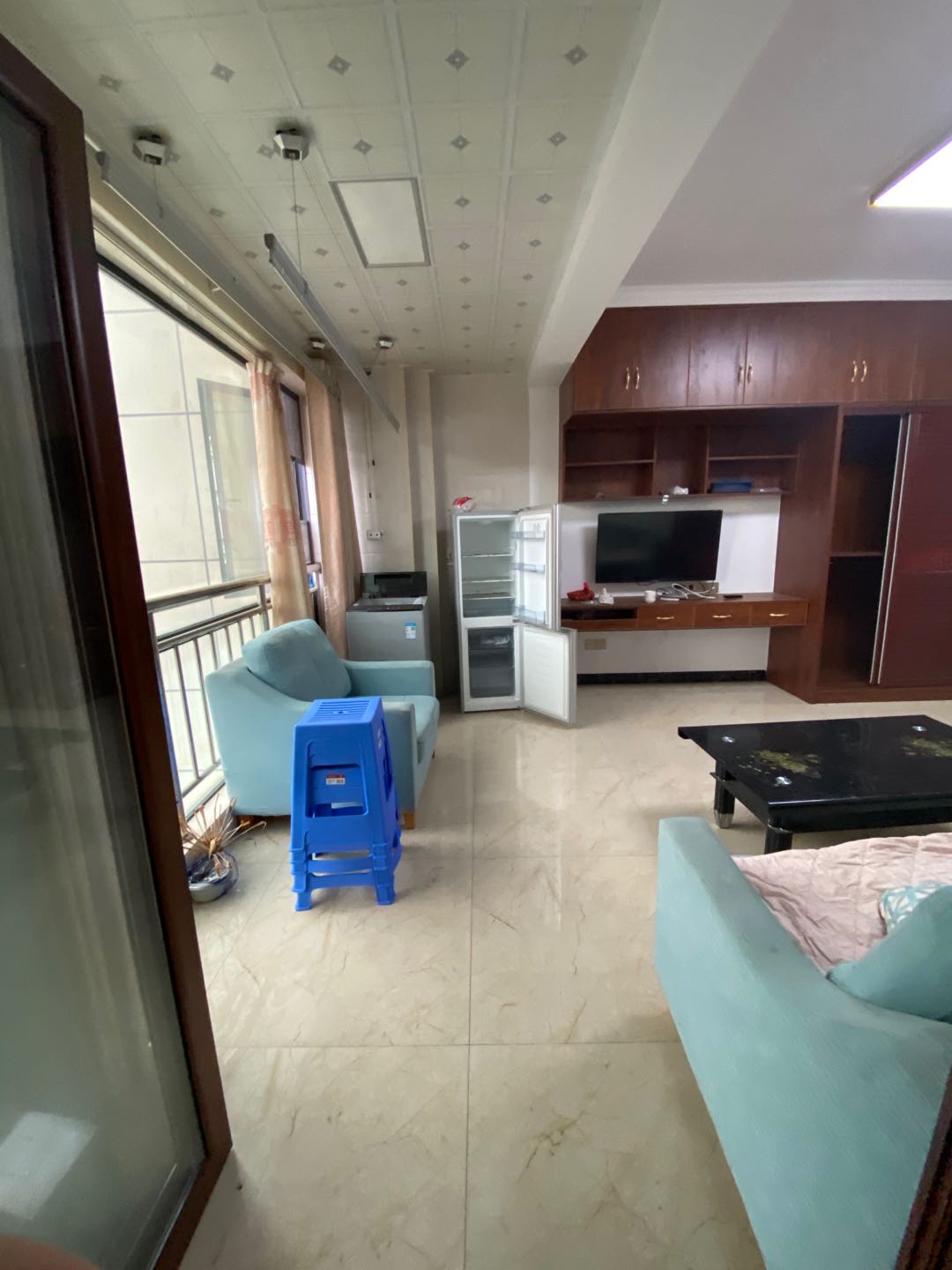 九圆大厦  1室1厅1卫    35.0万 九圆大厦  1室1厅1卫    35.0万卧室