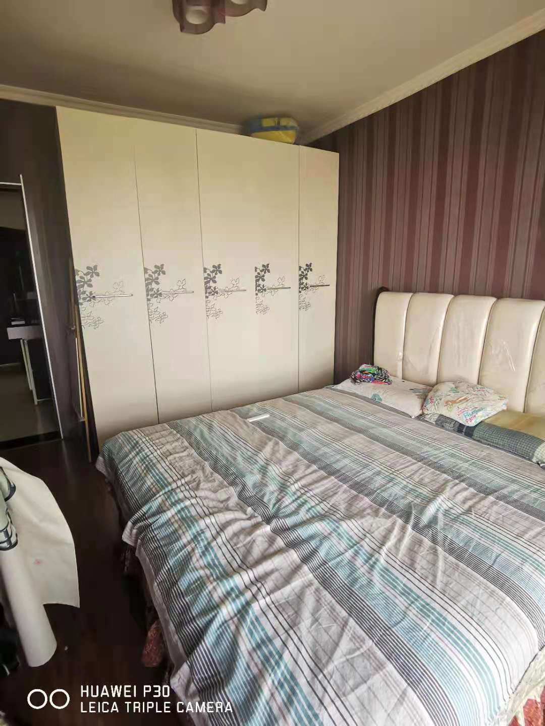 中海观园  2室2厅1卫   3000.00元/月室内图