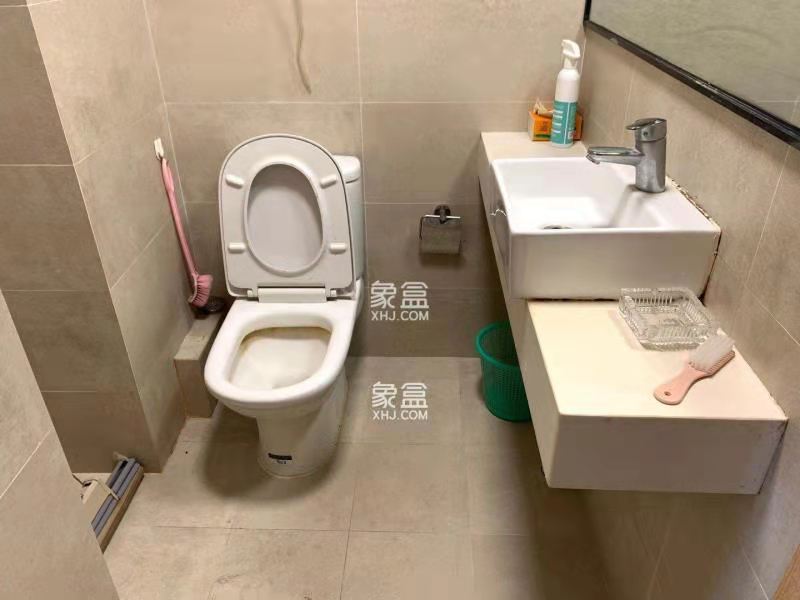 兰亭湾畔  1室1厅1卫    1300.0元/月室内图