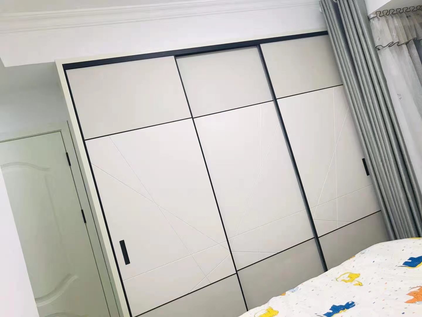 巴陵壹号  1室1厅1卫   1600.00元/月室内图