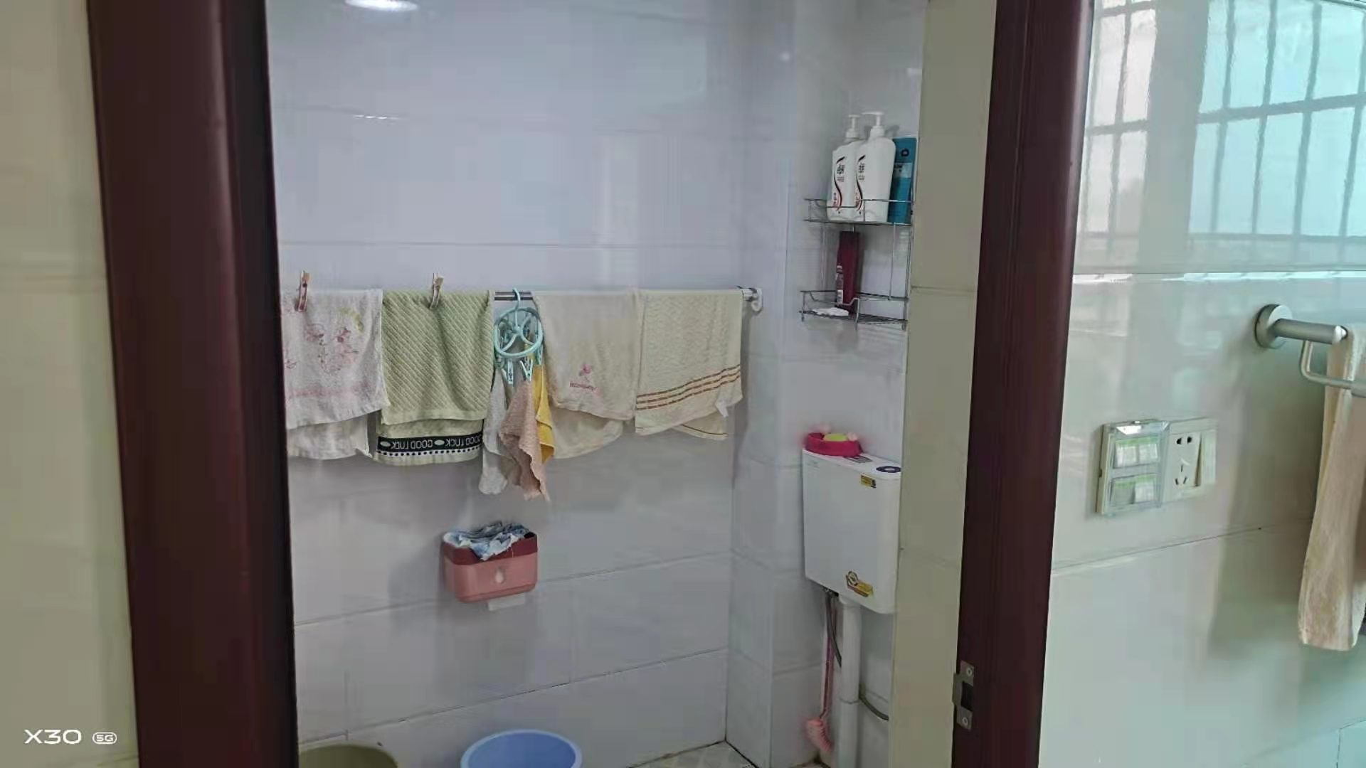 华联小区  2室2厅1卫    1500.0元/月 华联小区  2室2厅1卫    1500.0元/月室内图