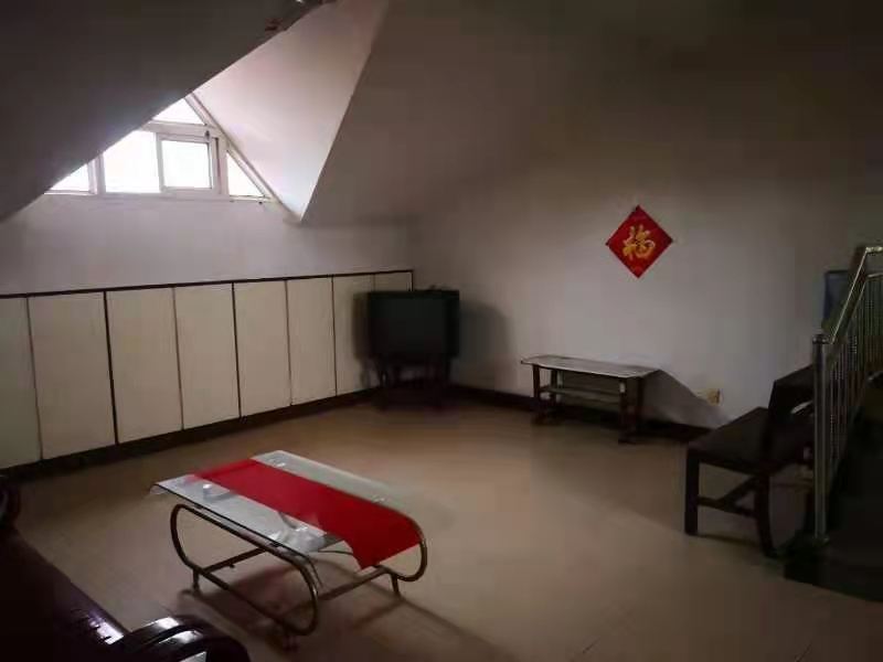 法院小区 2室2厅1卫 1000.0元/月 法院小区 2室2厅1卫 1000.0元/月室内图