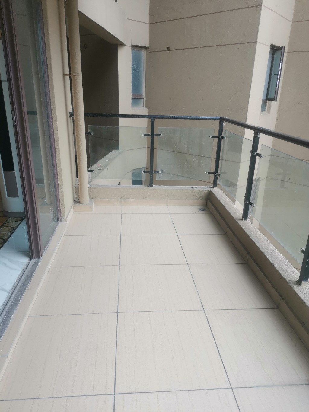 华耀碧桂园十里江湾天汇  4室2厅2卫    2000.0元/月 华耀碧桂园十里江湾天汇  4室2厅2卫    2000.0元/月室内图