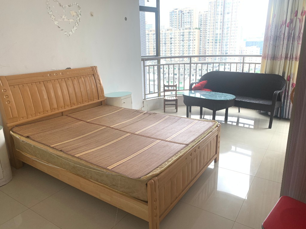 高星明居  3室2厅1卫   1800.00元/月室内图