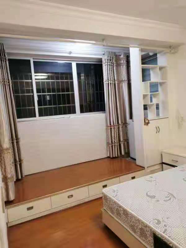 阳光小区  2室2厅1卫    27.0万 阳光小区  2室2厅1卫    27.0万卧室