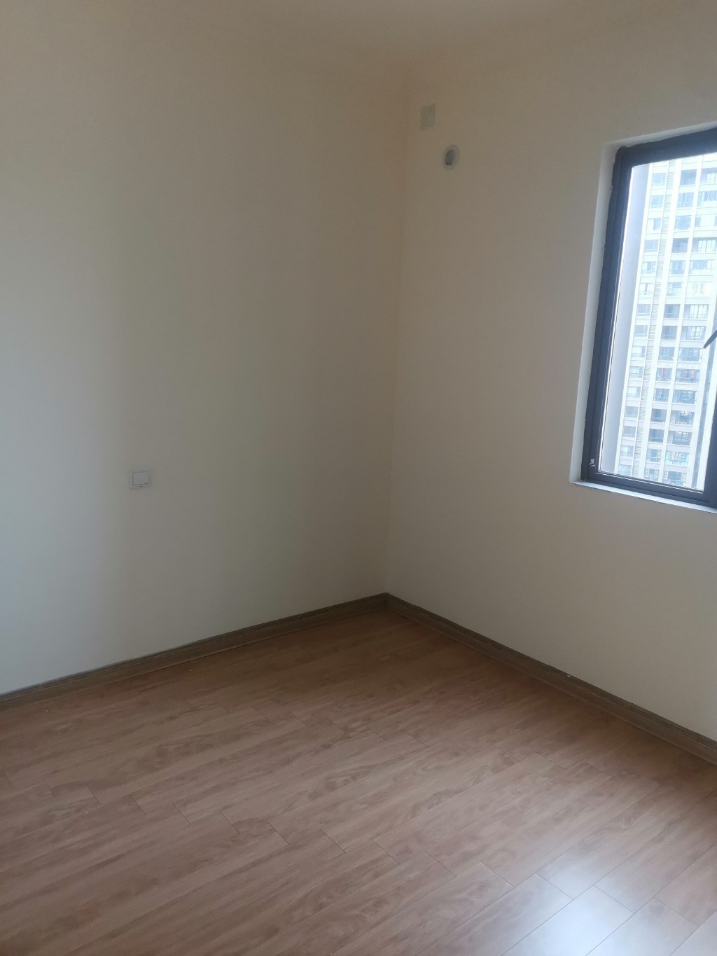 华耀碧桂园十里江湾天汇  4室2厅2卫    2000.0元/月 华耀碧桂园十里江湾天汇  4室2厅2卫    2000.0元/月室内图