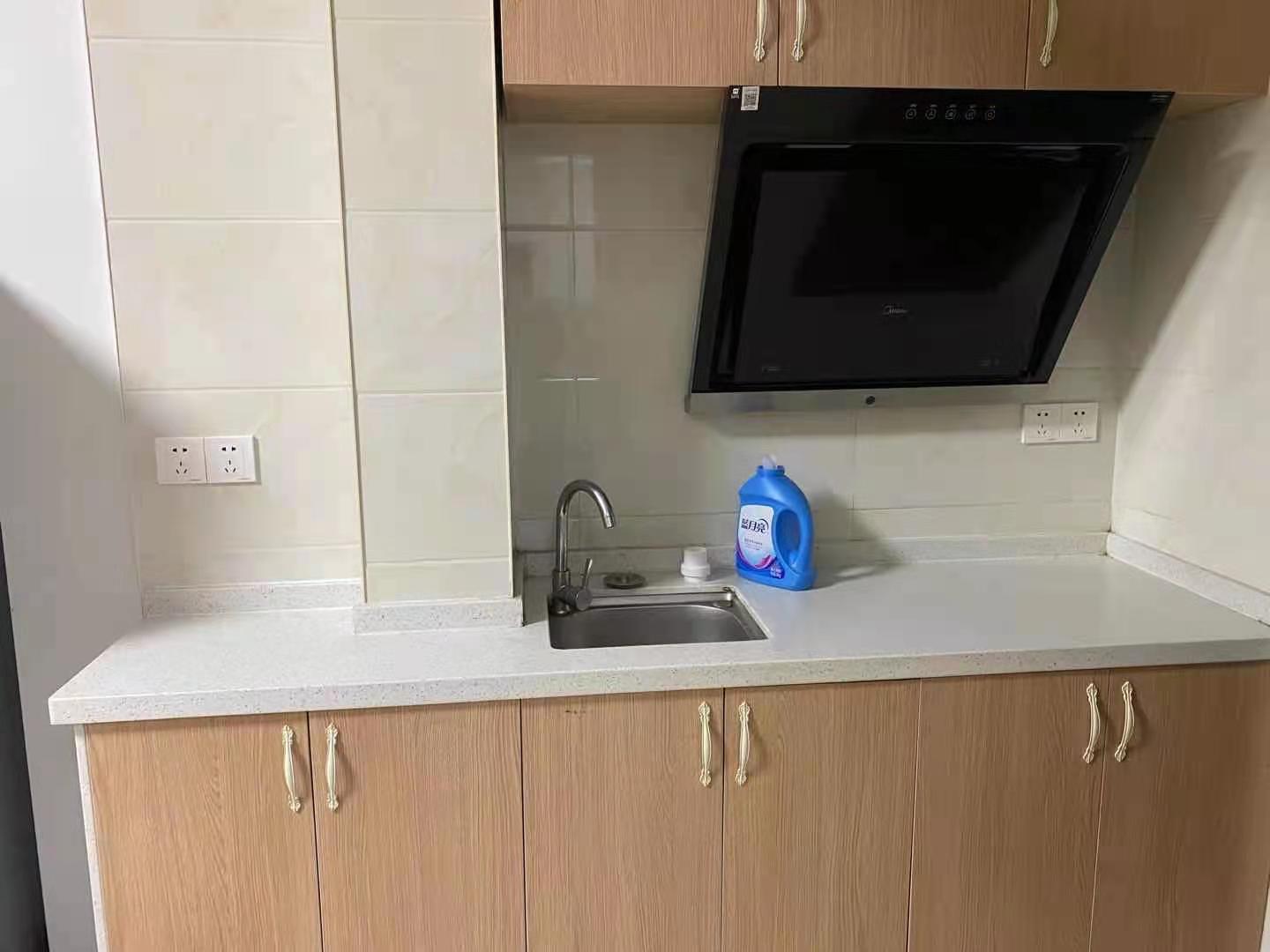 梓湖明珠 1室1厅1卫 1400.0元/月 梓湖明珠 1室1厅1卫 1400.0元/月室内图