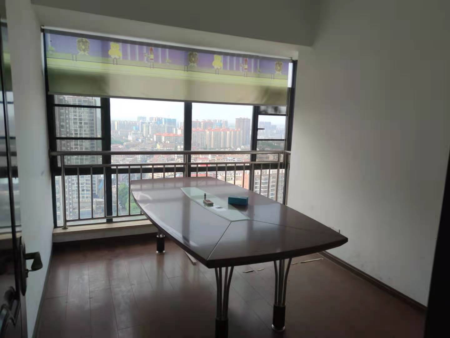 雄森国际 3室2厅2卫 95.0万 雄森国际 3室2厅2卫 95.0万客厅