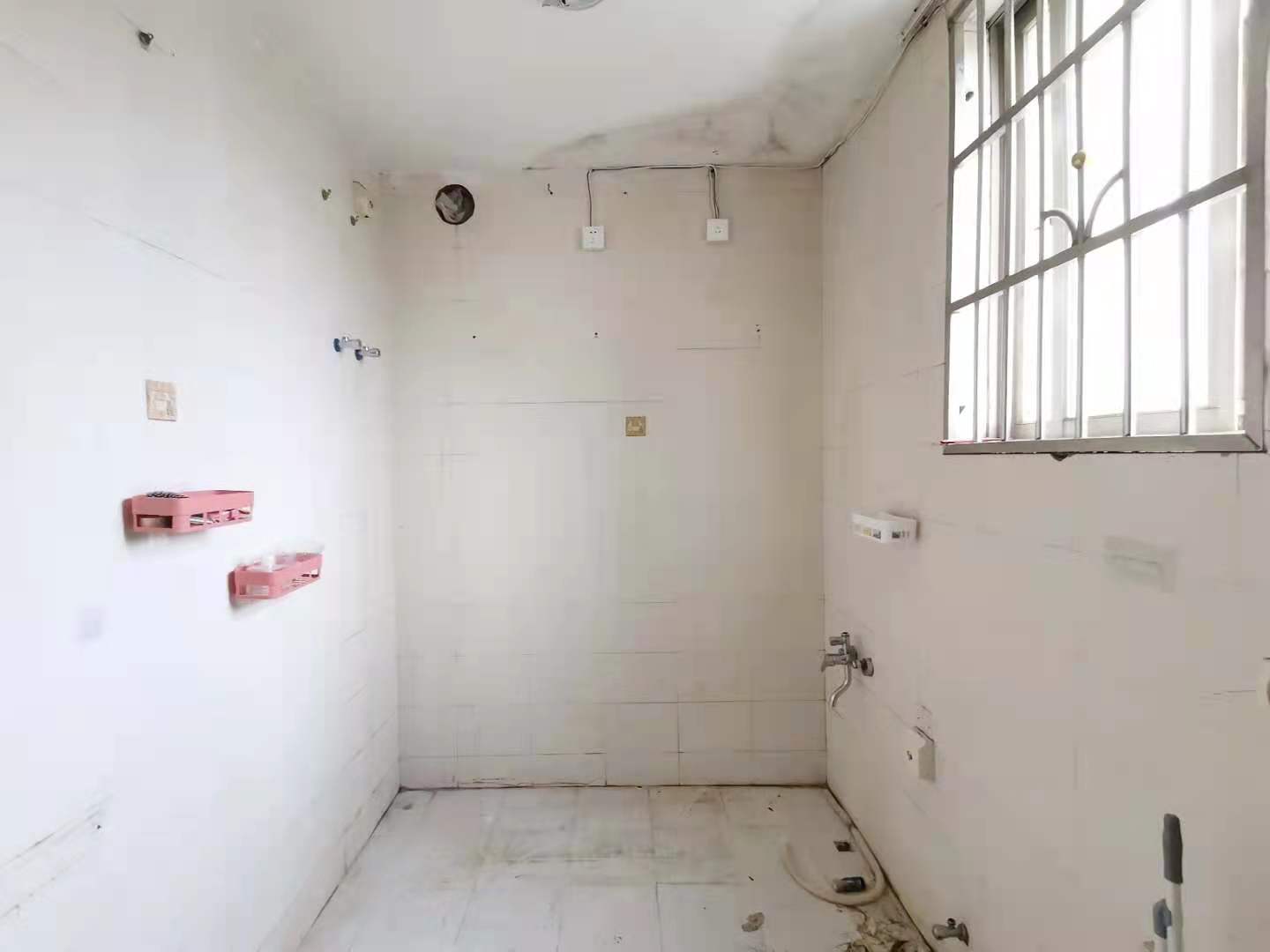 省建苑小区  5室2厅1卫    3500.0元/月户型图