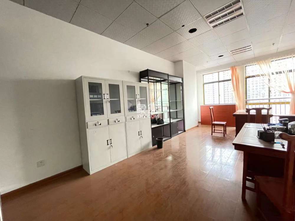 融冠亲城50写字楼   55.0㎡     2000.00元/月室内图
