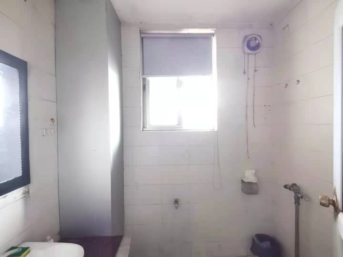 省建苑小区  5室2厅1卫    3500.0元/月室内图