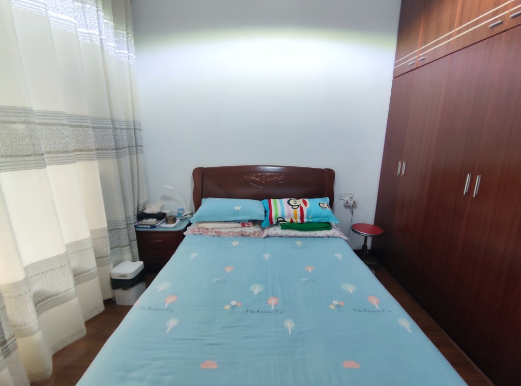 天泰小区  3室2厅2卫    78.8万 天泰小区  3室2厅2卫    78.8万客厅