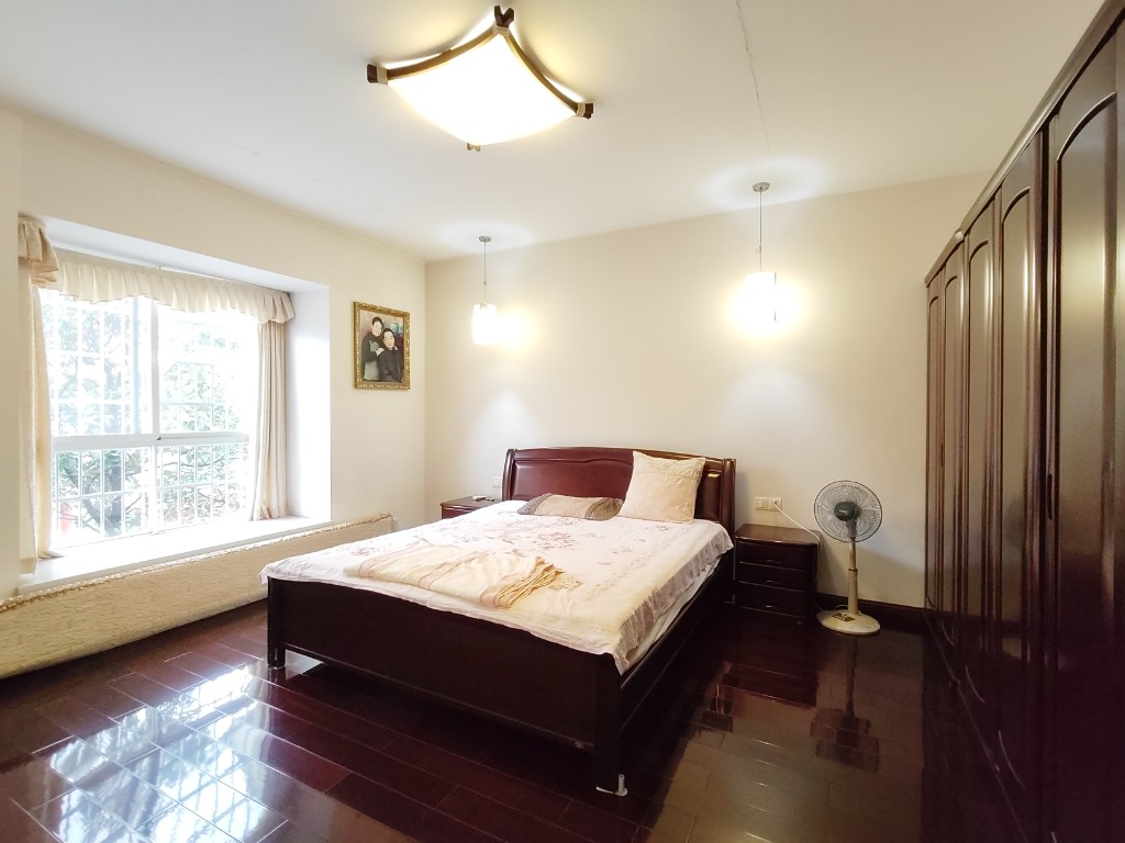 江岸人家 4室2厅2卫 120.0万 江岸人家 4室2厅2卫 120.0万客厅