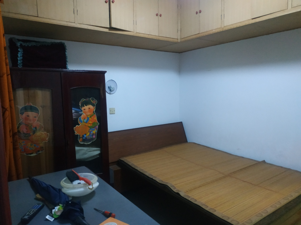 715矿小区  4室2厅2卫    1500.0元/月 715矿小区  4室2厅2卫    1500.0元/月室内图