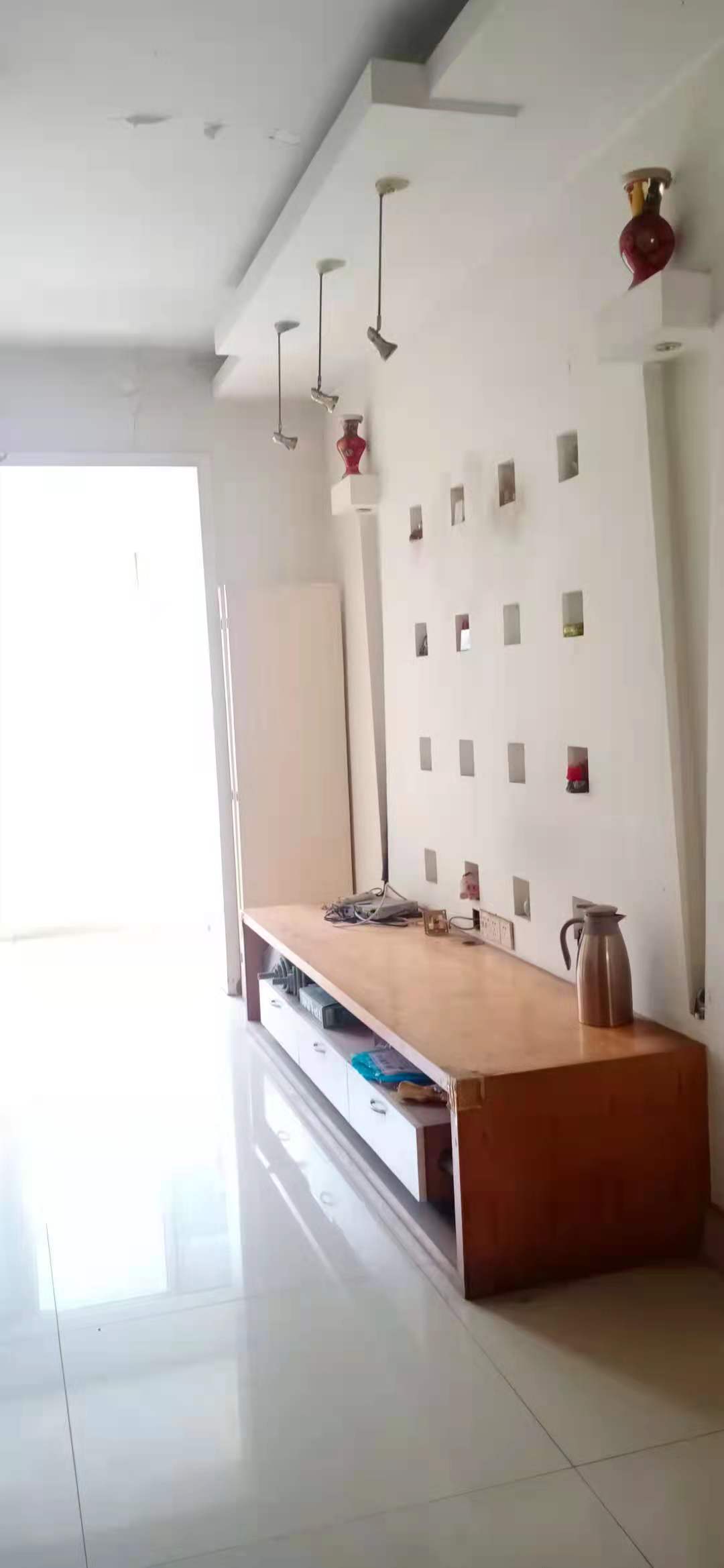 永丰商厦 3室2厅1卫 1000.0元/月 永丰商厦 3室2厅1卫 1000.0元/月室内图