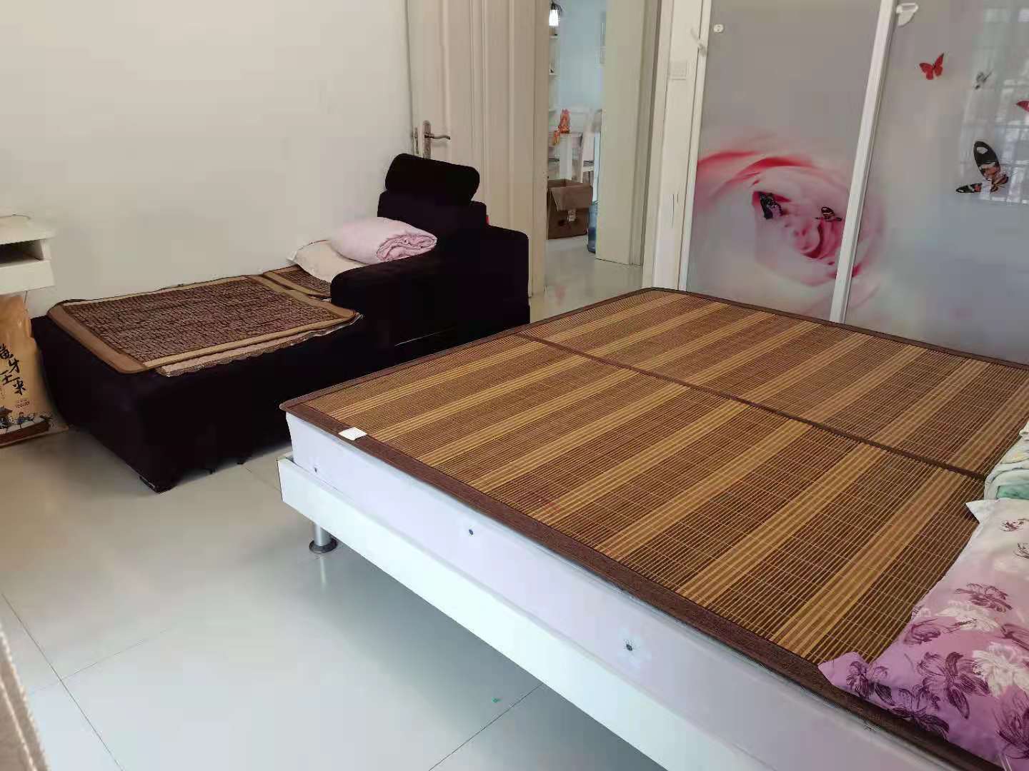 山水绿城  3室2厅1卫    47.8万 山水绿城  3室2厅1卫    47.8万卧室