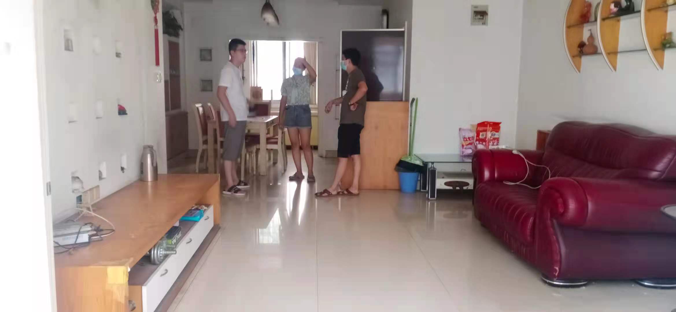 永丰商厦 3室2厅1卫 1000.0元/月 永丰商厦 3室2厅1卫 1000.0元/月室内图