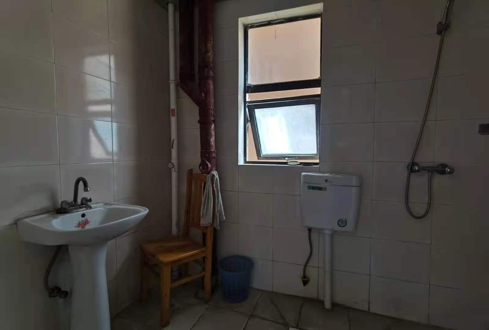 佳兆业君汇上品  3室2厅2卫    2300.0元/月 佳兆业君汇上品  3室2厅2卫    2300.0元/月室内图