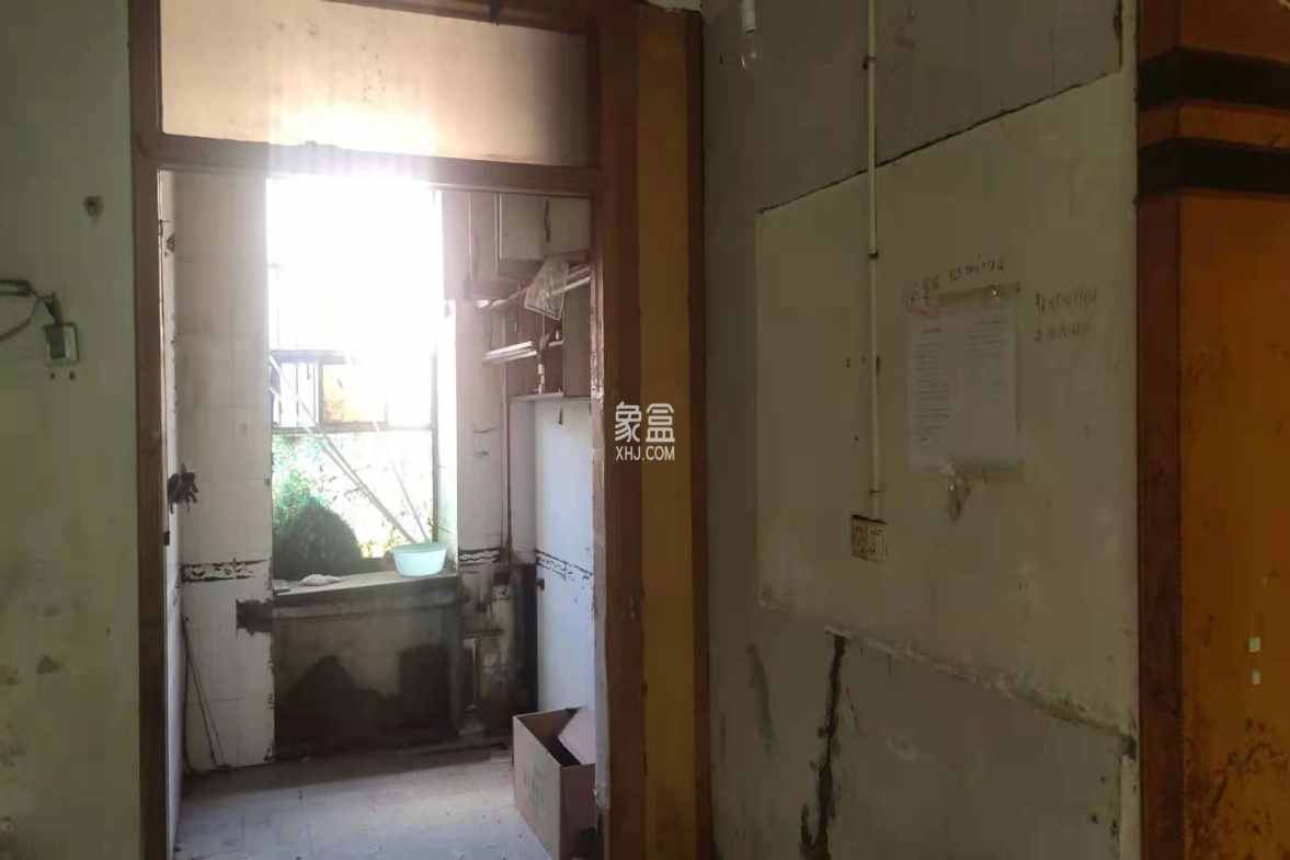 裕丰广场一区 4室1厅1卫 1800.0元/月 裕丰广场一区 4室1厅1卫 1800.0元/月户型图