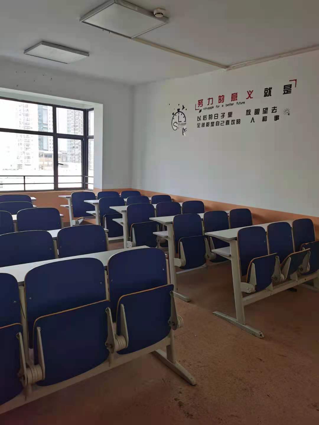 尚城  6室2厅1卫   12000.00元/月室内图