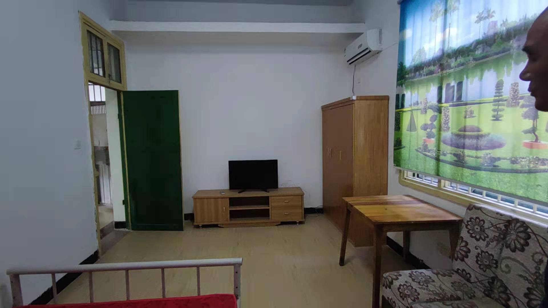 龙头铺镇双丰村 2室1厅1卫 900.0元/月 龙头铺镇双丰村 2室1厅1卫 900.0元/月室内图