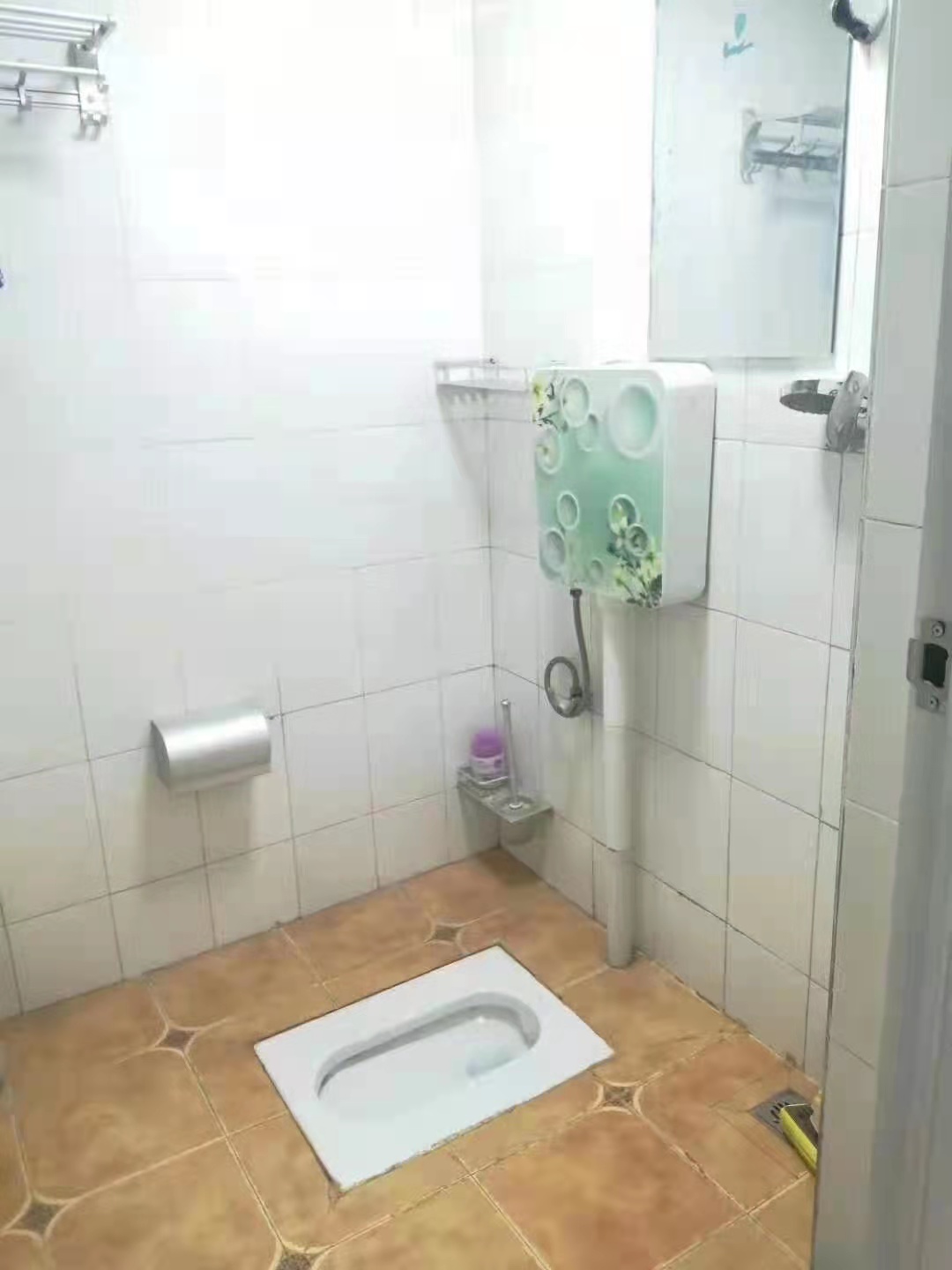 南湖春天  1室1厅1卫   1500.00元/月室内图
