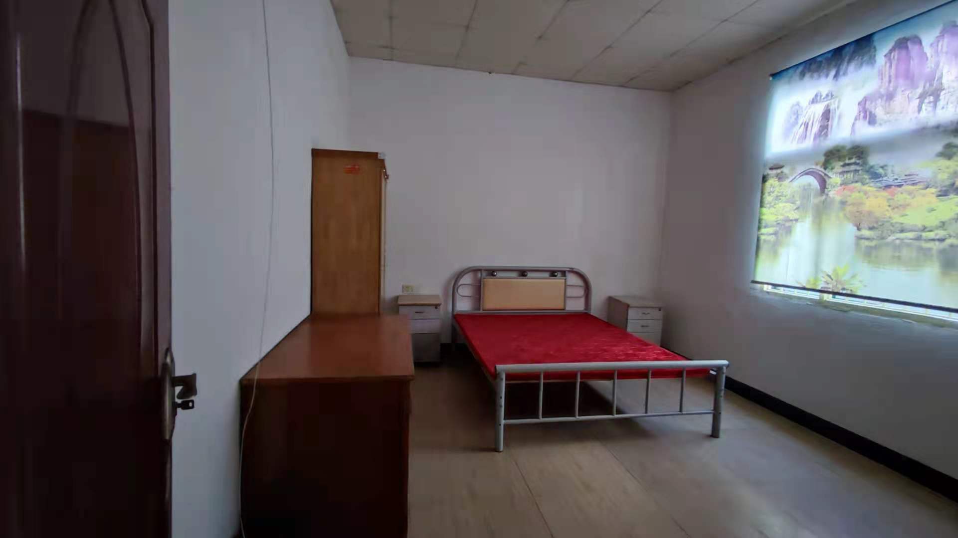 龙头铺镇双丰村 1室1厅1卫 800.0元/月 龙头铺镇双丰村 1室1厅1卫 800.0元/月室内图