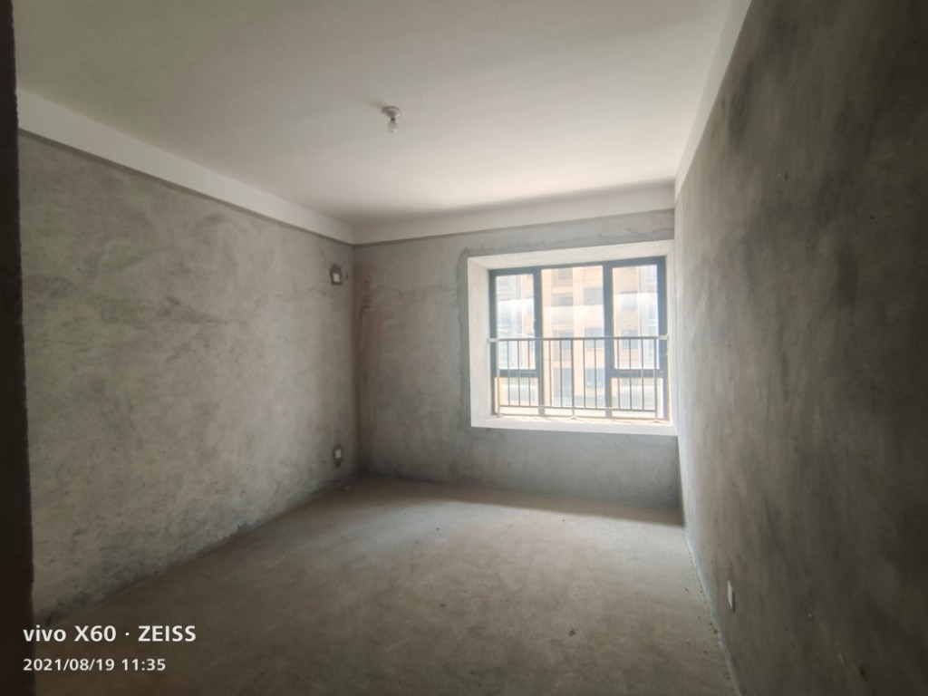 新桂广场 2室2厅1卫 53.8万 新桂广场 2室2厅1卫 53.8万客厅