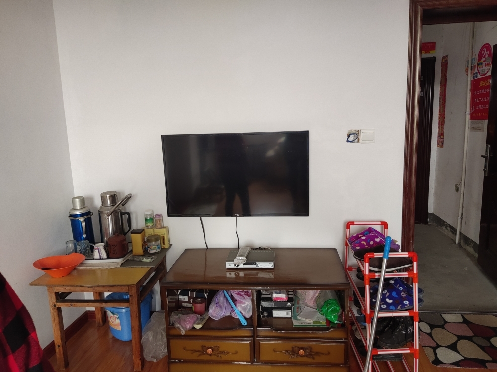 泽苑兴居 2室2厅1卫 49.8万 泽苑兴居 2室2厅1卫 49.8万客厅