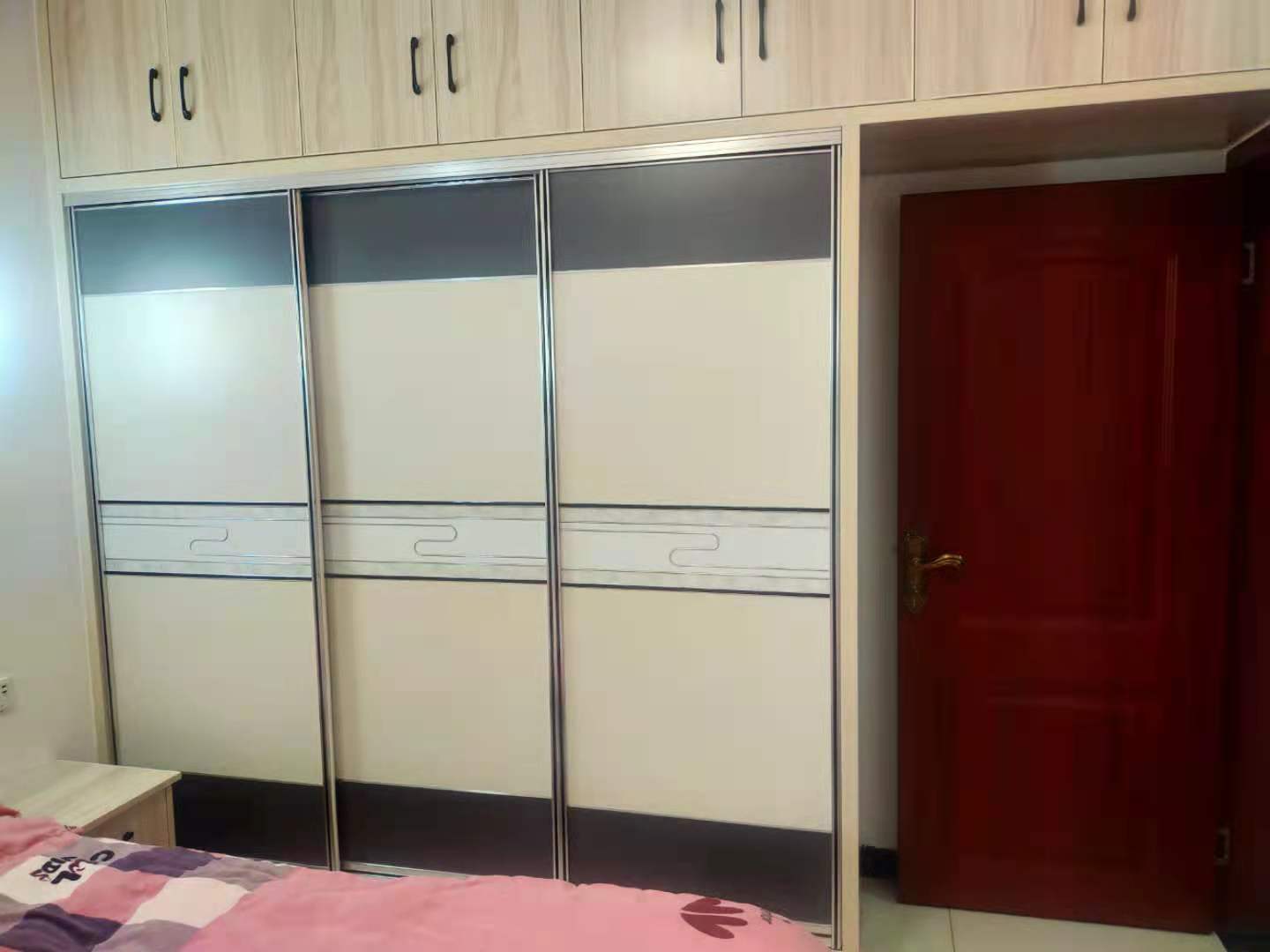 东方豪苑  3室2厅2卫   1800.00元/月室内图