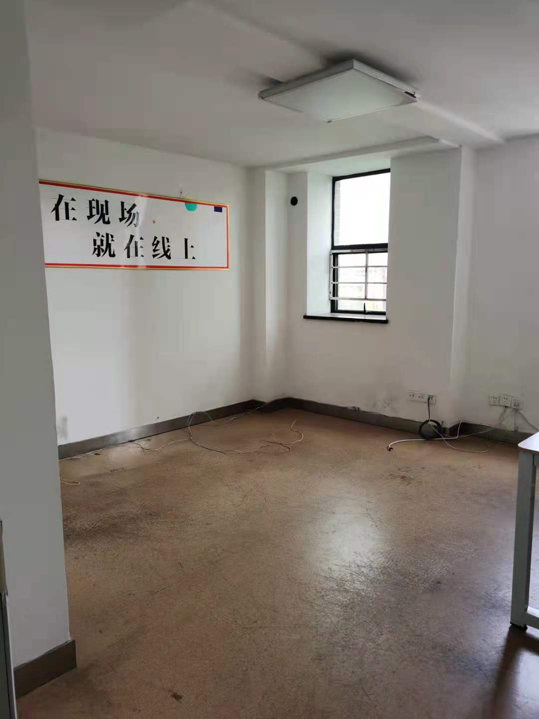 尚城  6室2厅1卫   12000.00元/月室内图