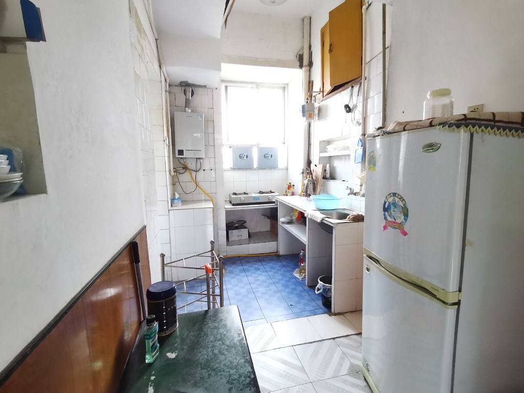 北山一村 2室1厅1卫 700.0元/月 北山一村 2室1厅1卫 700.0元/月室内图