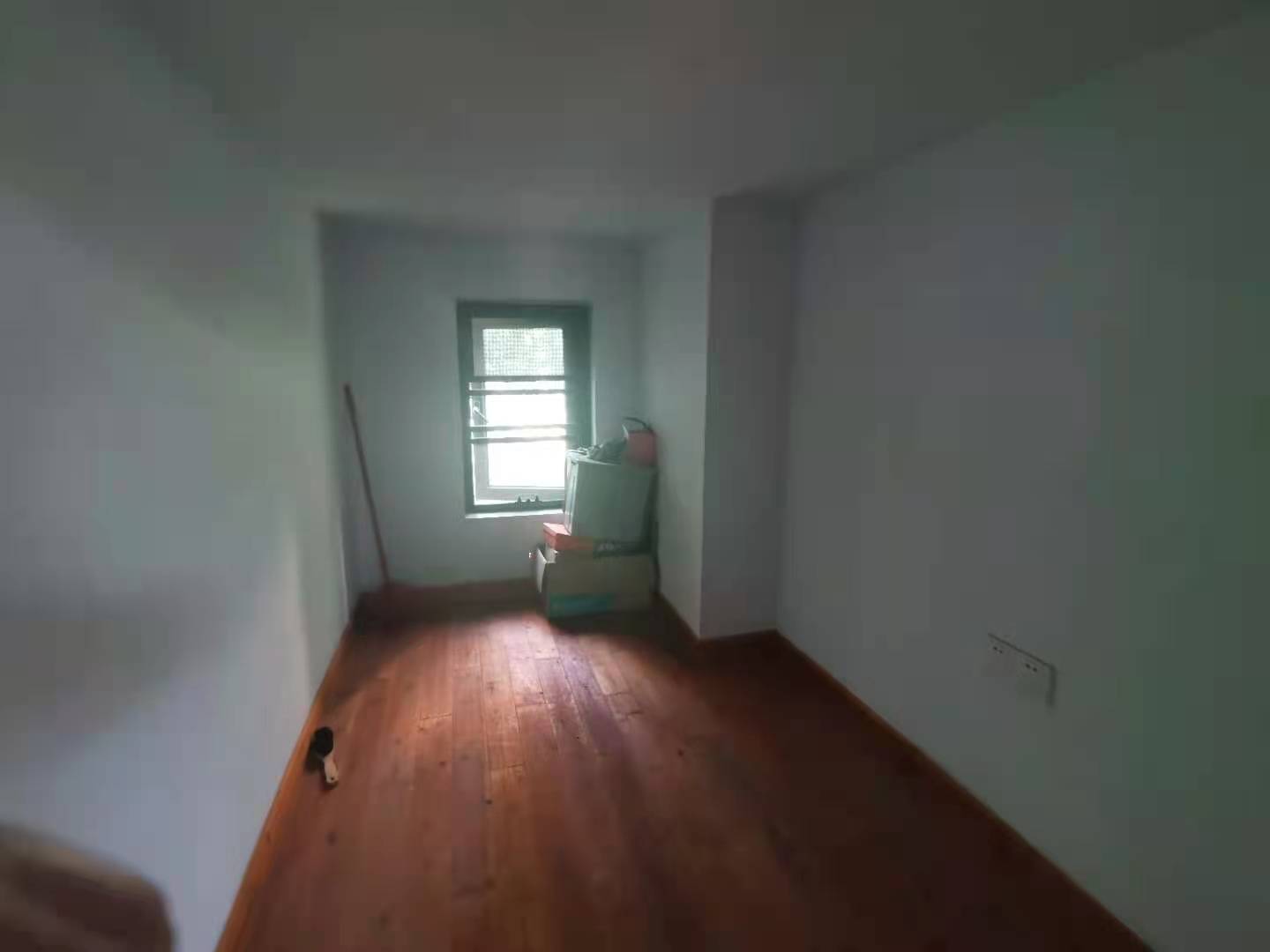 恒大绿洲  5室2厅2卫    3800.0元/月室内图