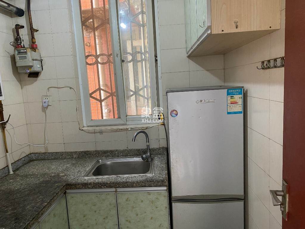 锦绣鹏城 2室1厅1卫 1800.0元/月 锦绣鹏城 2室1厅1卫 1800.0元/月室内图