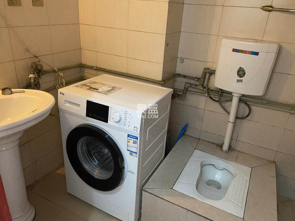 锦绣鹏城 2室1厅1卫 1800.0元/月 锦绣鹏城 2室1厅1卫 1800.0元/月小区图