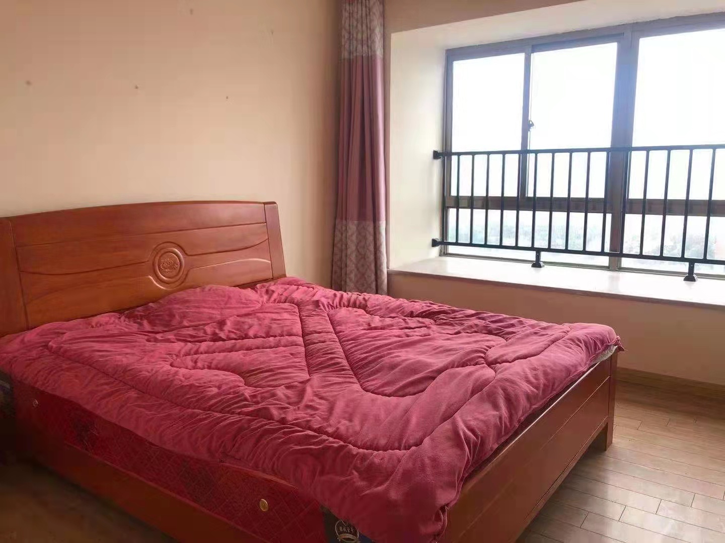 碧桂园  4室2厅2卫    2500.0元/月 碧桂园  4室2厅2卫    2500.0元/月室内图