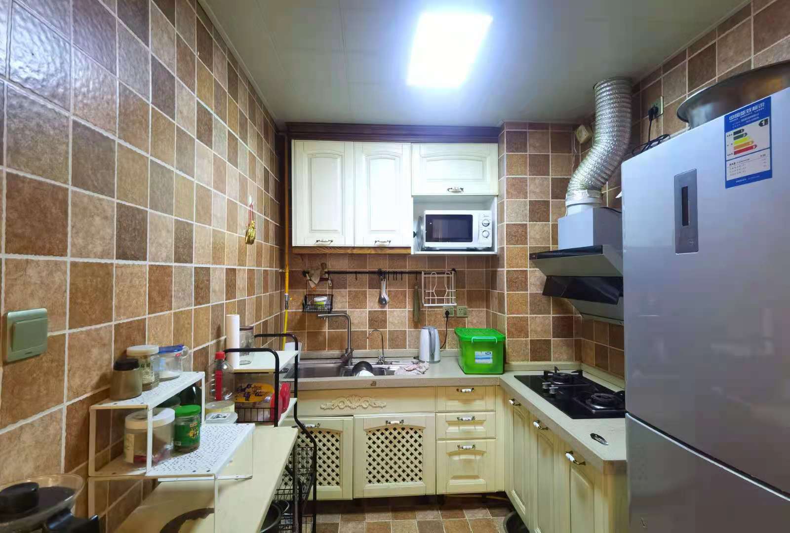 佳兆业君汇上品  3室2厅2卫    2800.0元/月 佳兆业君汇上品  3室2厅2卫    2800.0元/月室内图