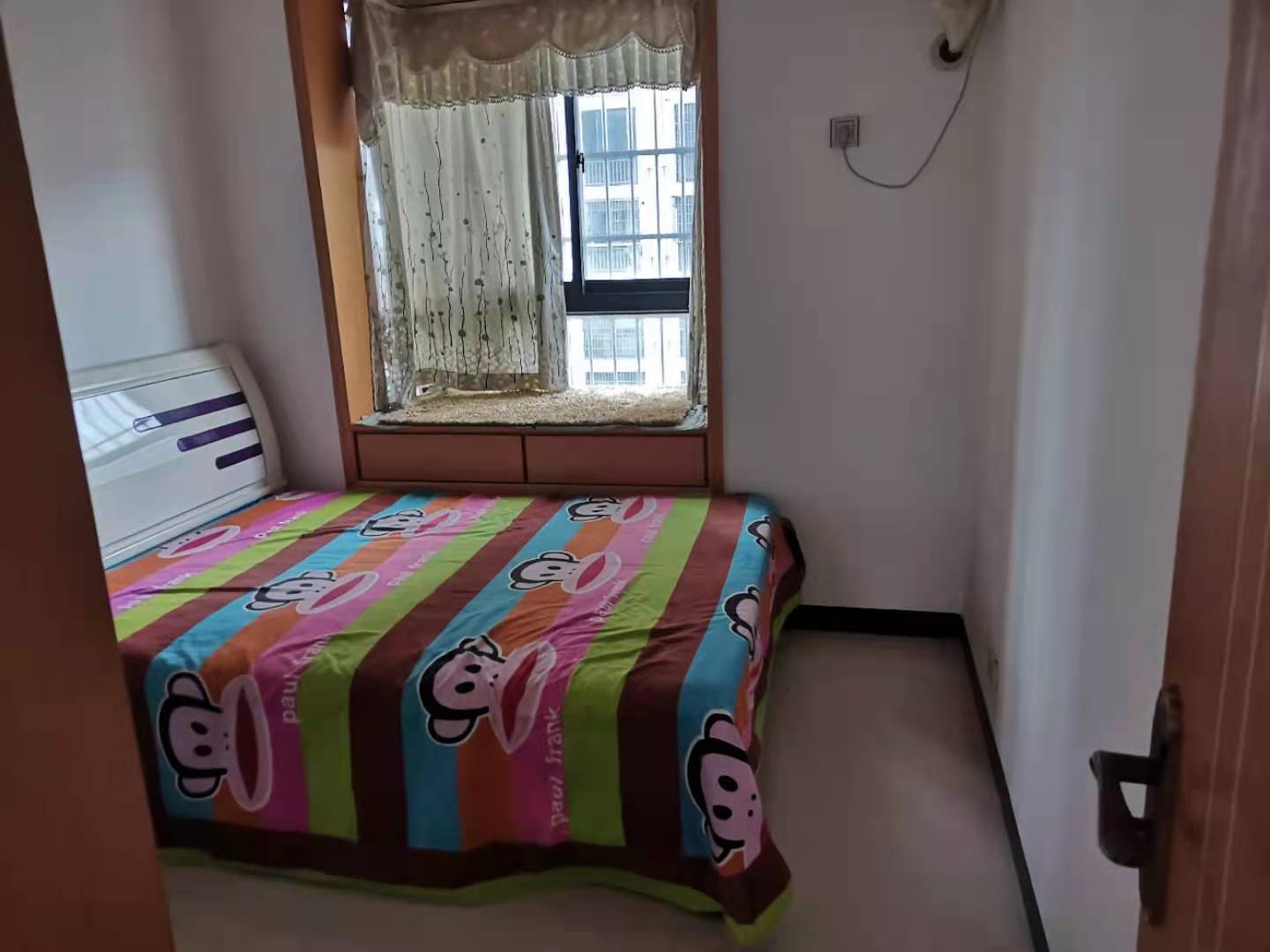 时代华府  2室2厅1卫    1600.0元/月 时代华府  2室2厅1卫    1600.0元/月室内图