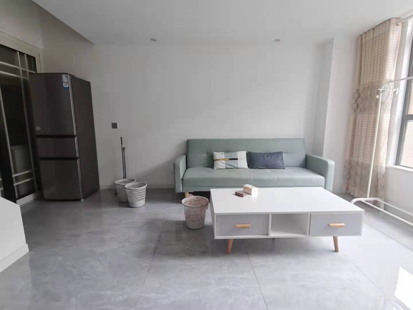 桃花缘 2室1厅1卫 1600.0元/月 桃花缘 2室1厅1卫 1600.0元/月室内图